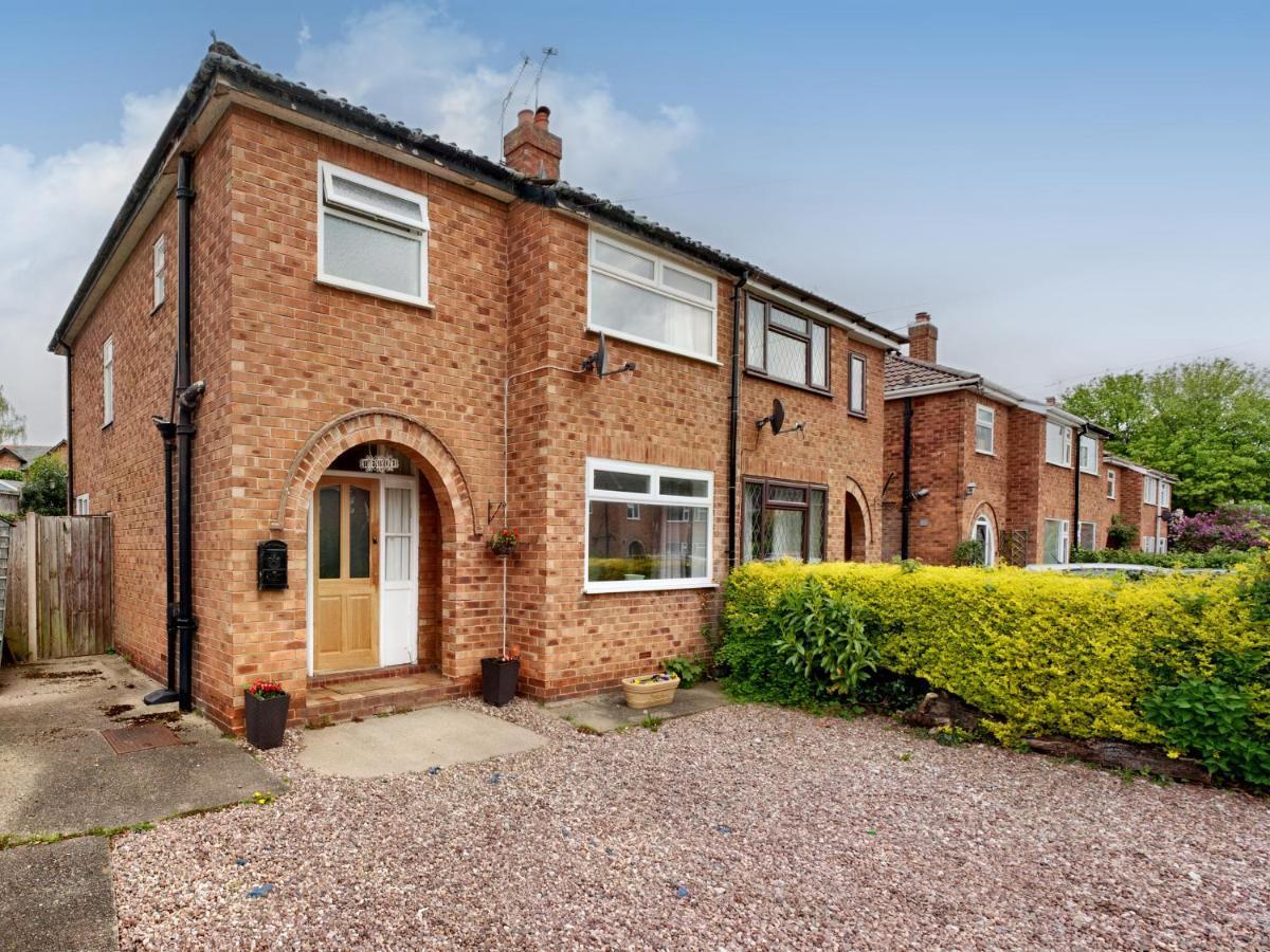 The Hawthorns Villa Chester Exterior photo